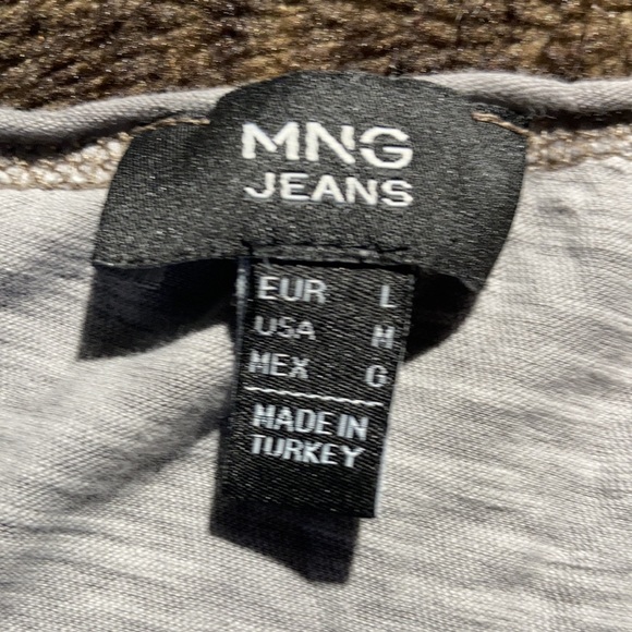 MANGO | grey print shirt, size large - Picture 2 of 2